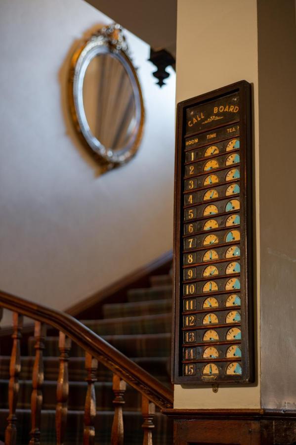 The Golden Lion At Settle Hotel Екстериор снимка